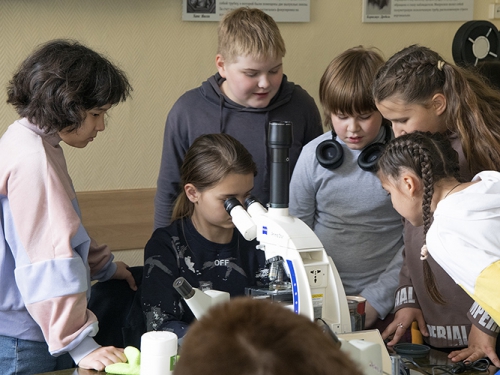 206 учащихся школ города Иркутска прошли практикум по байкаловедению  в Байкальском музее - 10 слайд