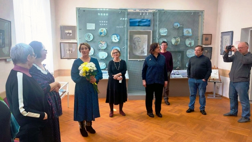 «У озера…» Выставка работ Ольги Белозёровой - 2 слайд