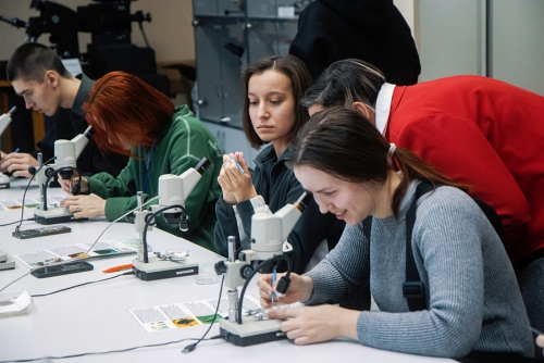 Зимняя школа Плавучего университета 2025 в Байкальском музее - 7 слайд