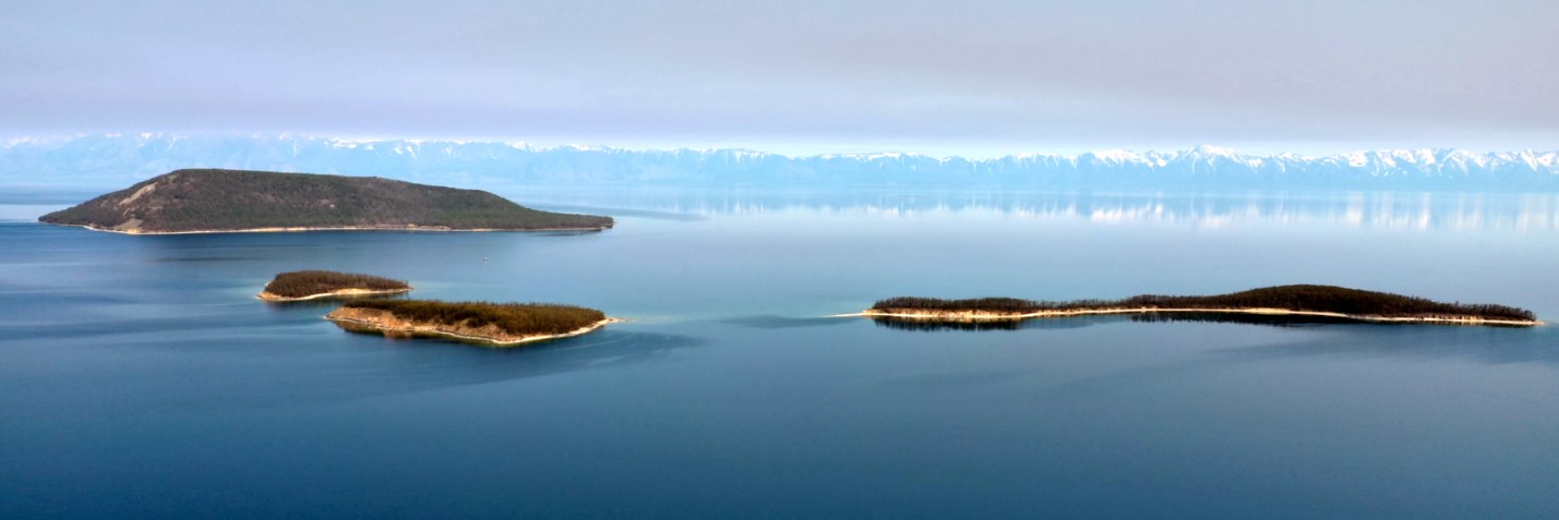 Рис. 1. Архипелаг Ушканьи острова. На малых островах располагаются лежбища нерп.